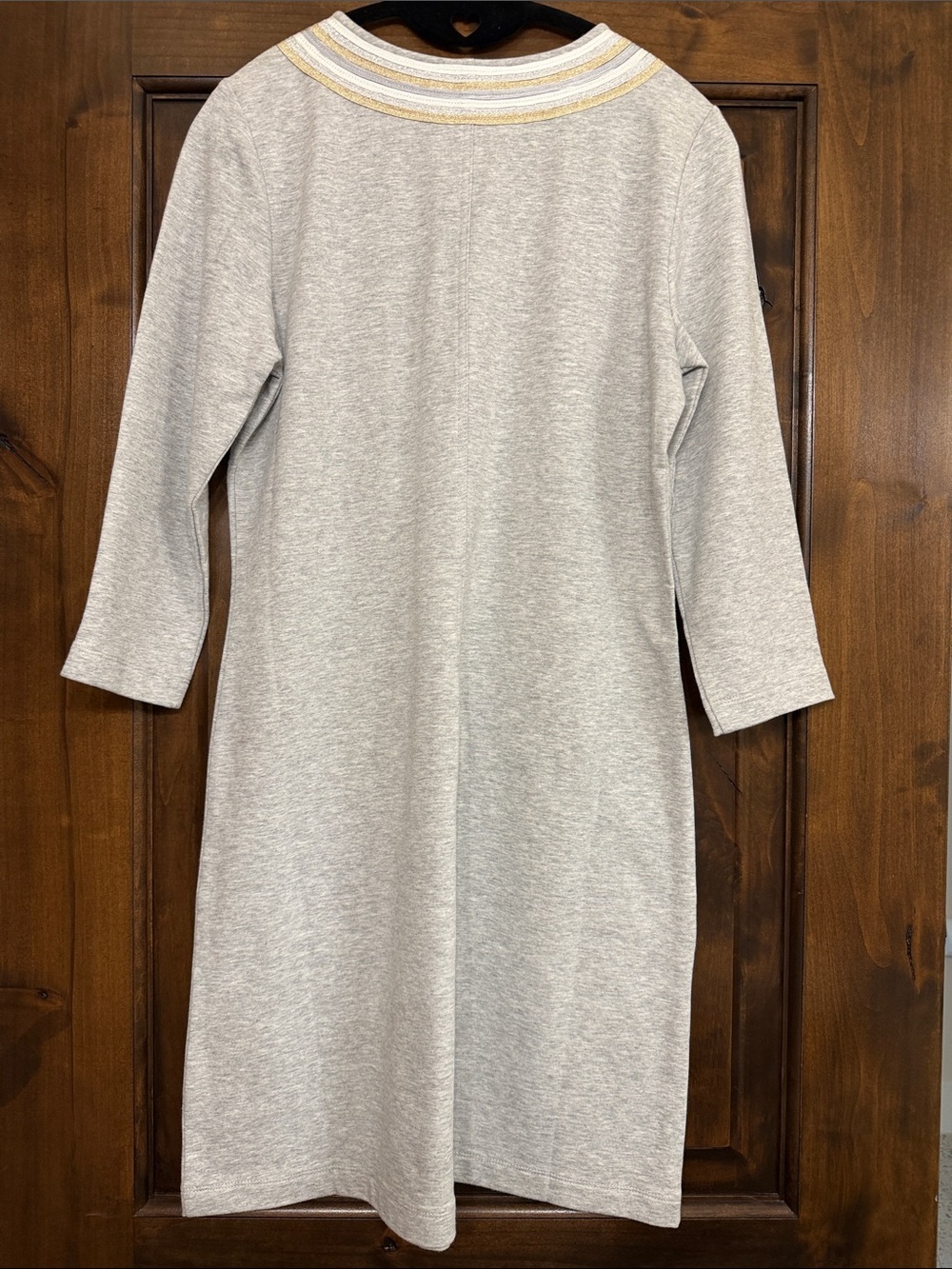 Lilly Pulitzer Light Gray Midi Dress with Gold-Trim V-Neck - Picture 3 of 3